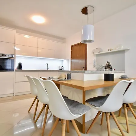 Appartamento Delightful With Private Garden *